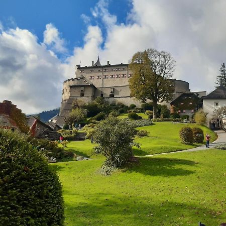 Vor Den Toren Salzburgs Wals-Siezenheim Extérieur photo
